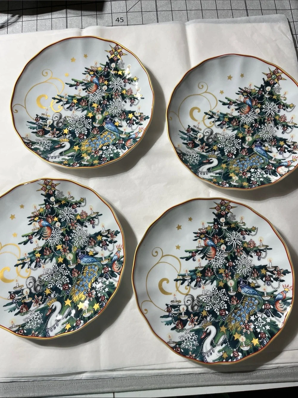 Williams Sonoma Night Before Christmas Dessert Plates - Gold Trim (Set of 4)